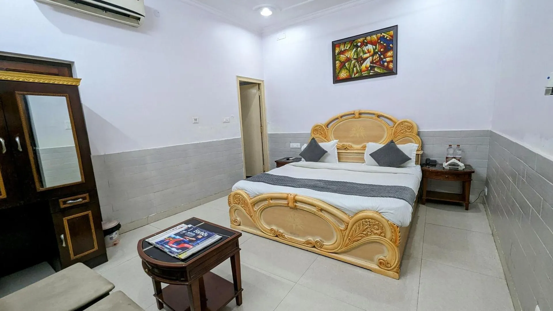 Hotel Lecston @Yashobhoomi Dwarka Sector - 25 Metro Station Delhi