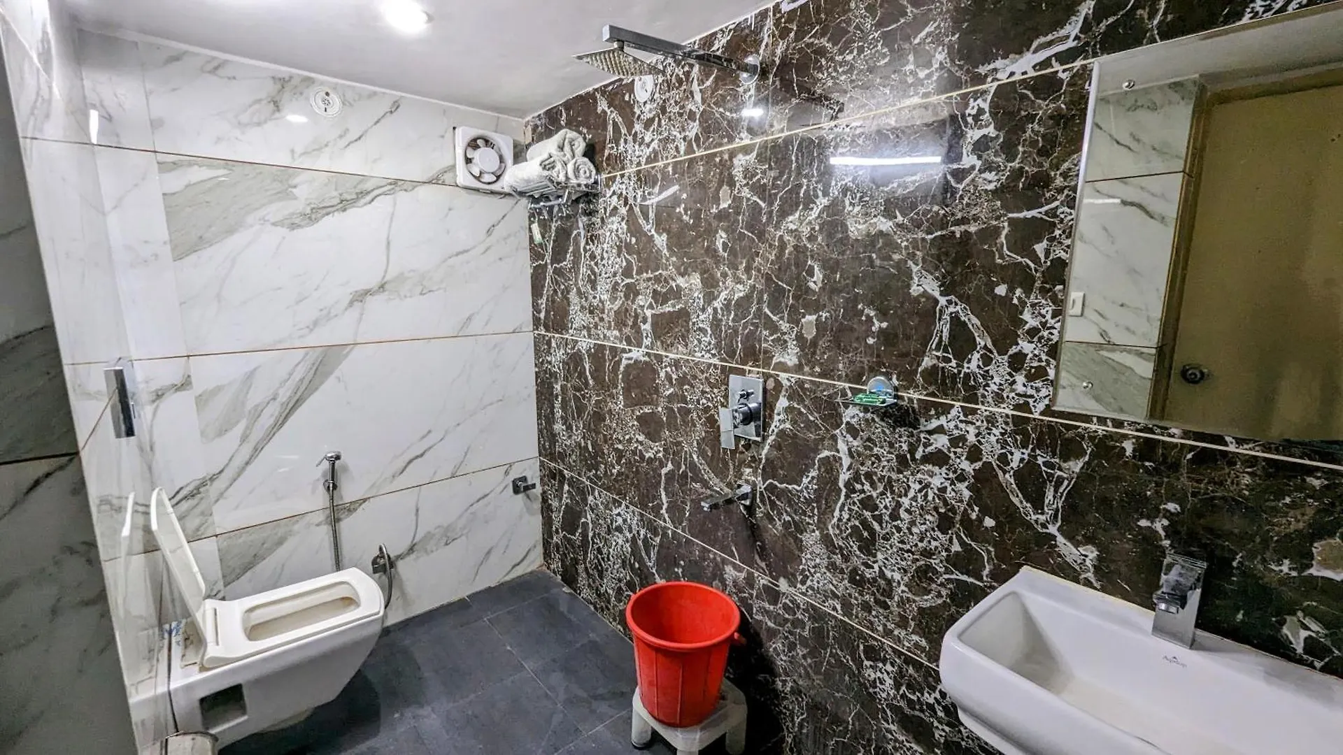 Hotel Lecston @Yashobhoomi Dwarka Sector - 25 Metro Station Delhi