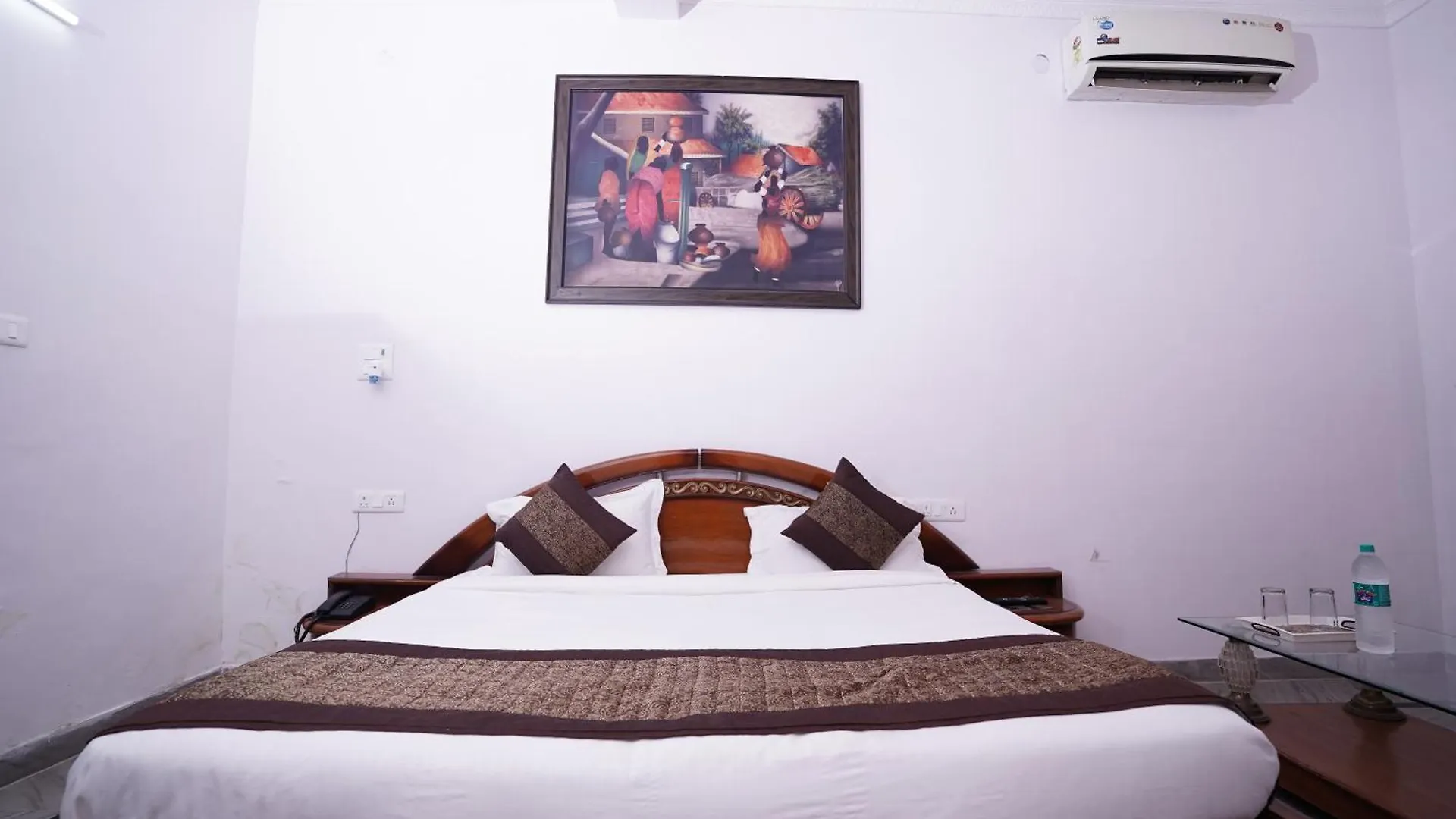 Hotel Lecston @Yashobhoomi Dwarka Sector - 25 Metro Station Delhi   Delhi (National Capital Territory of India)