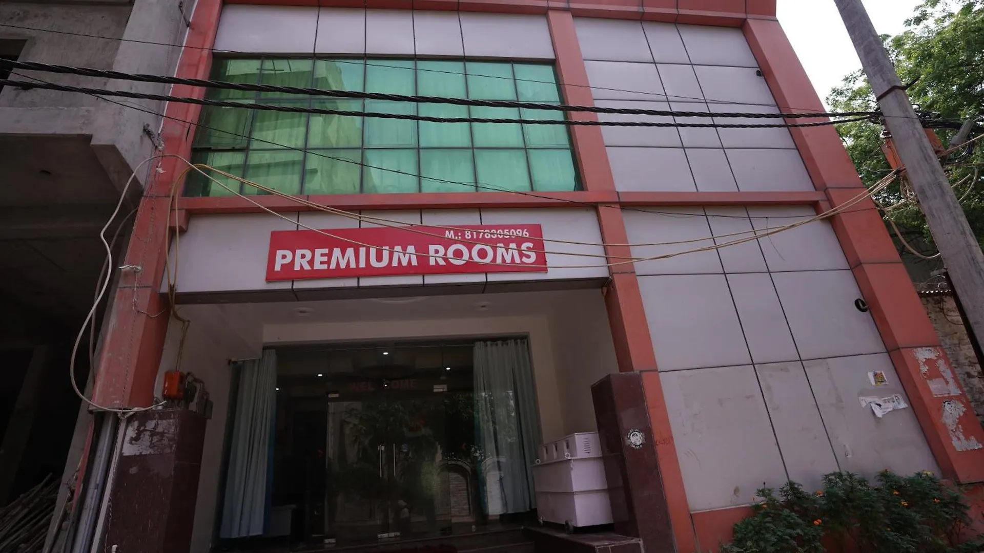 Hotel Lecston @Yashobhoomi Dwarka Sector - 25 Metro Station Delhi  3*, Delhi (National Capital Territory of India)
